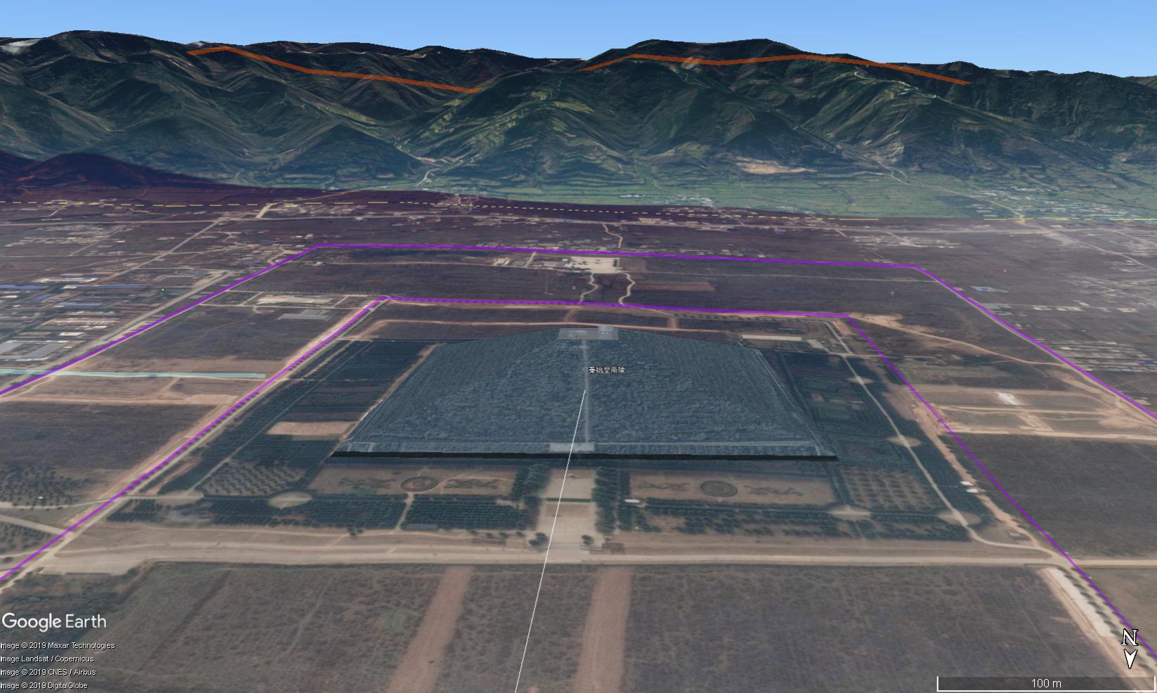 世界の中心”として設計された秦の始皇帝陵。初の統一王朝の壮大な